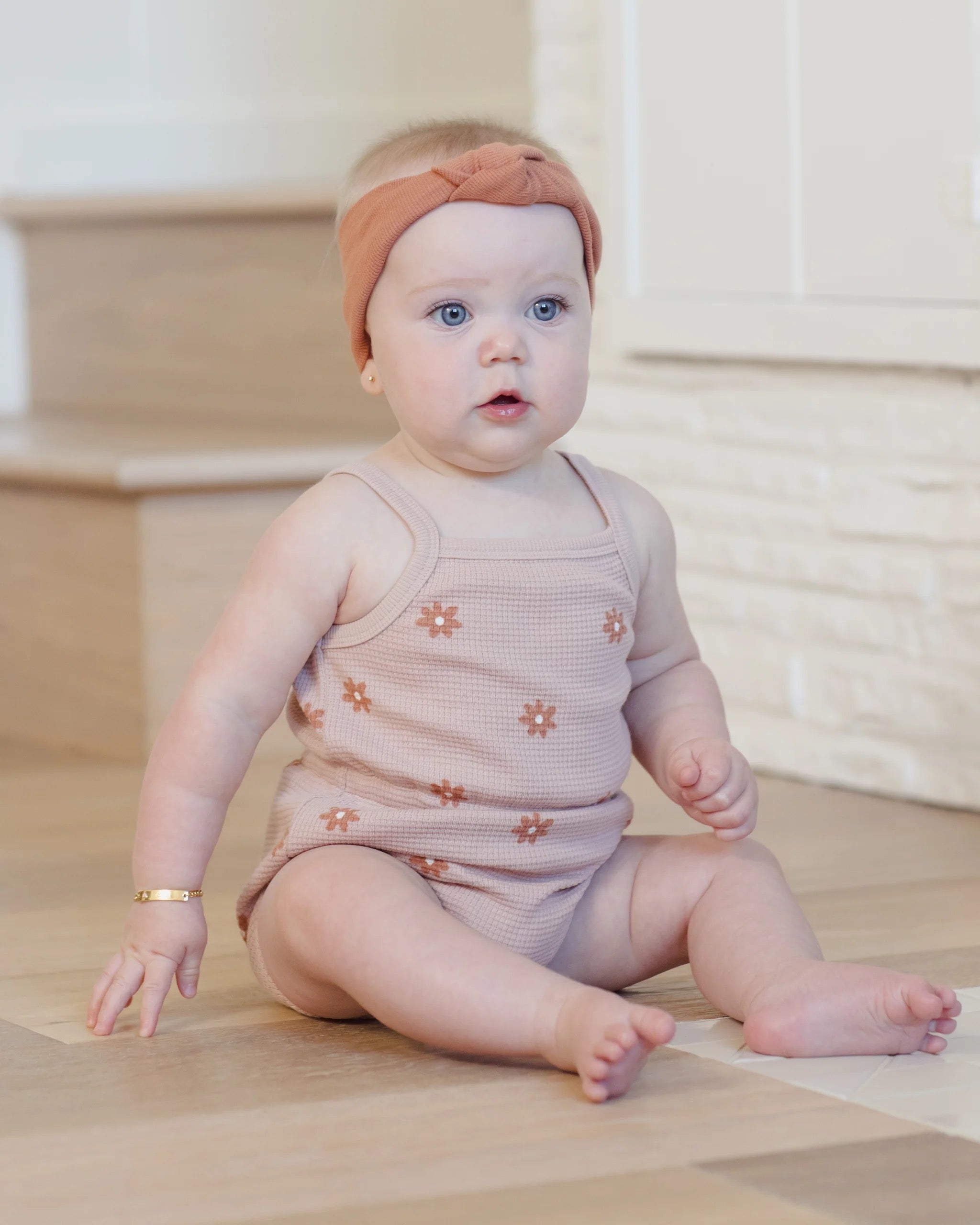 Quincy Mae Cinch Romper || Pink Daisy