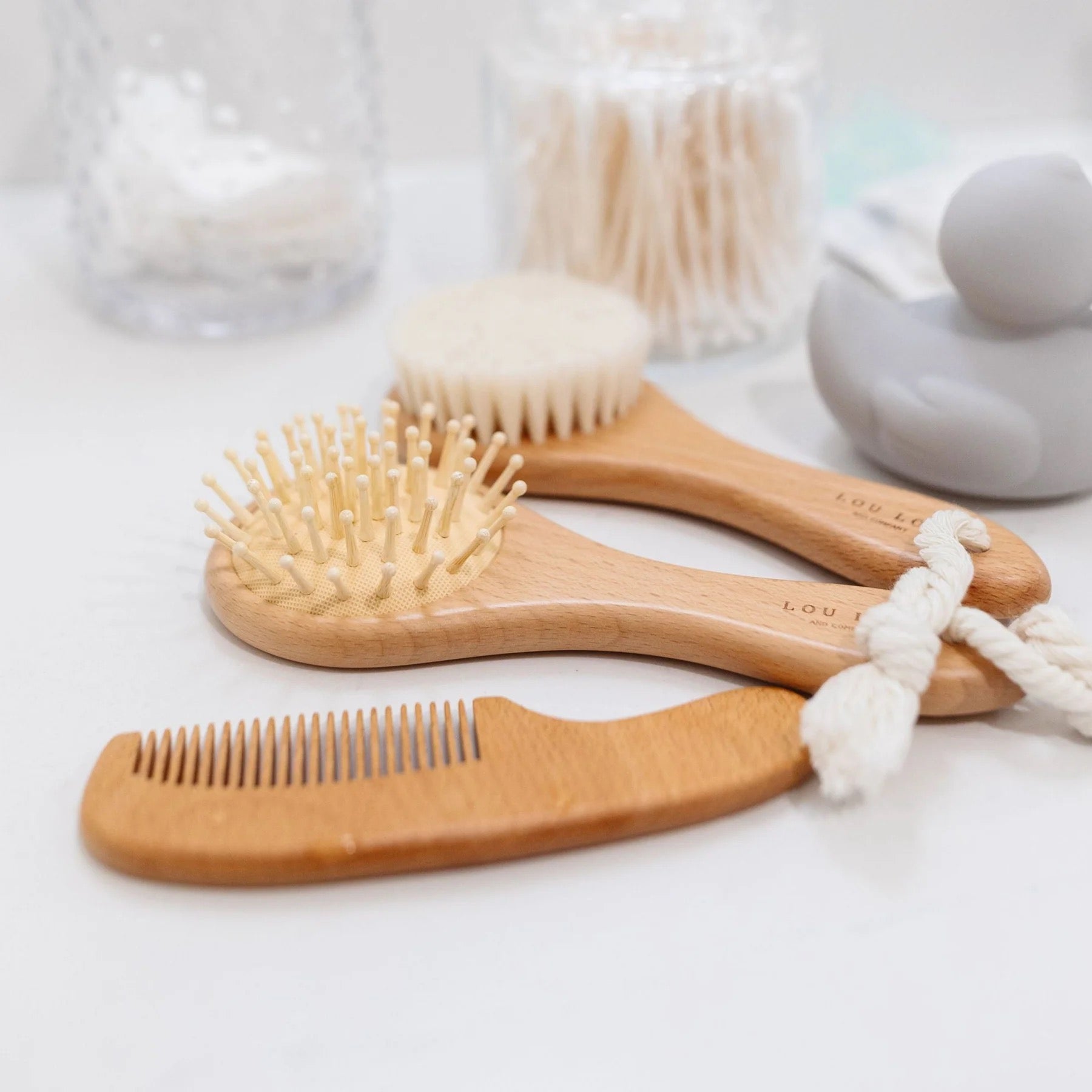 Bath Hairbrush Set