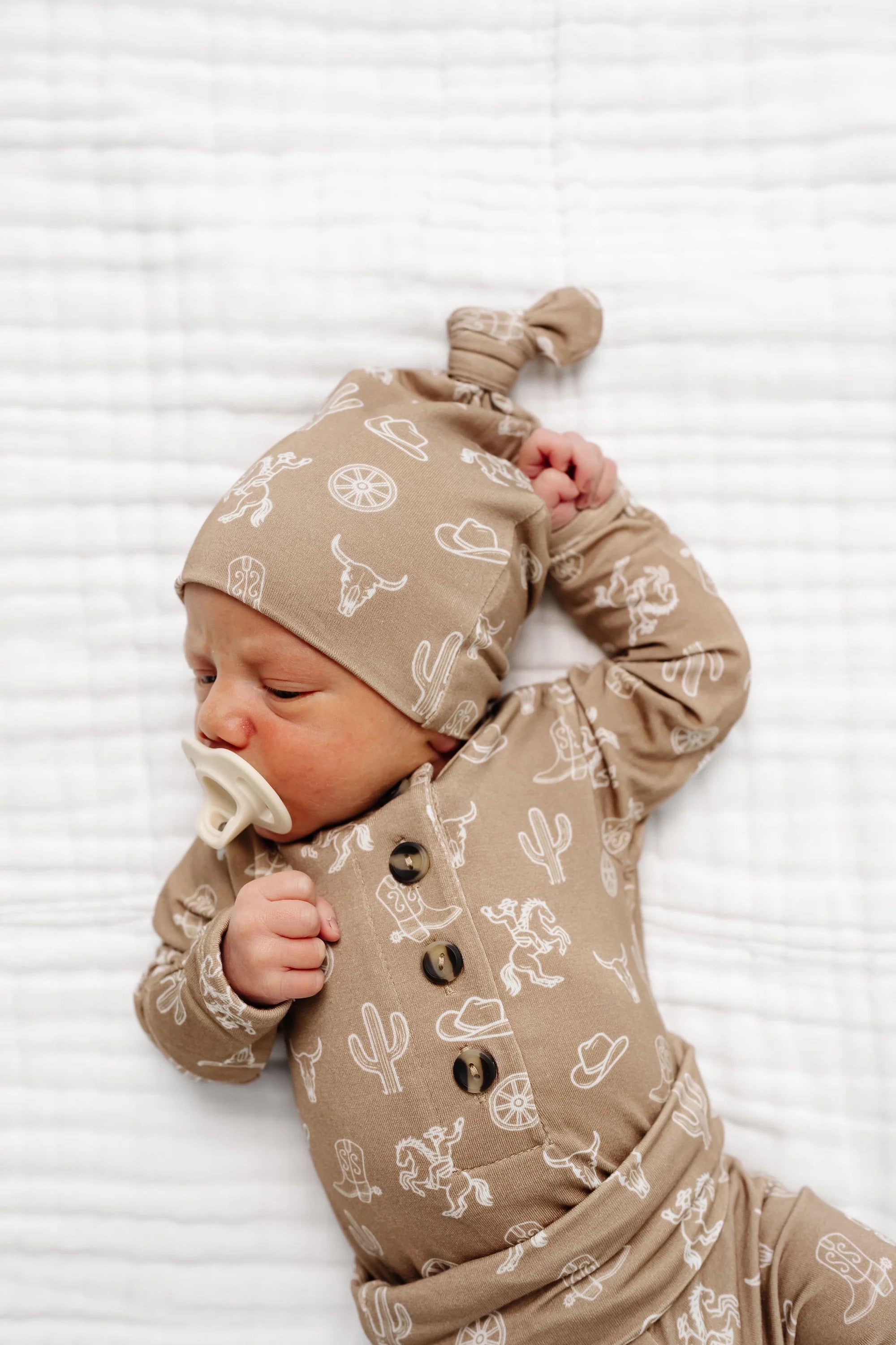 Lou Lou and Company Top Knot Hat || Wyatt