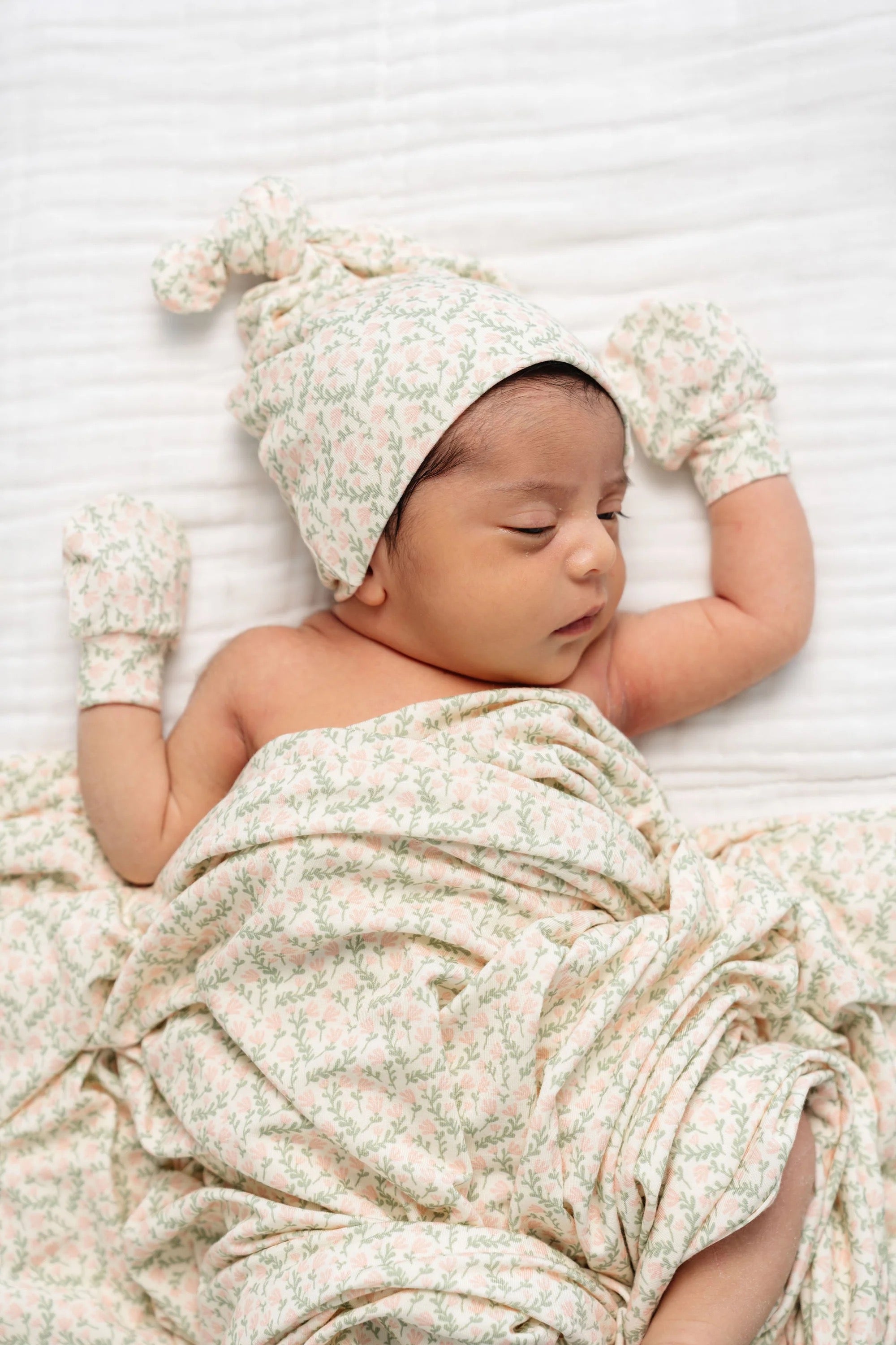 Lou Lou and Company Top Knot Hat || Quincy
