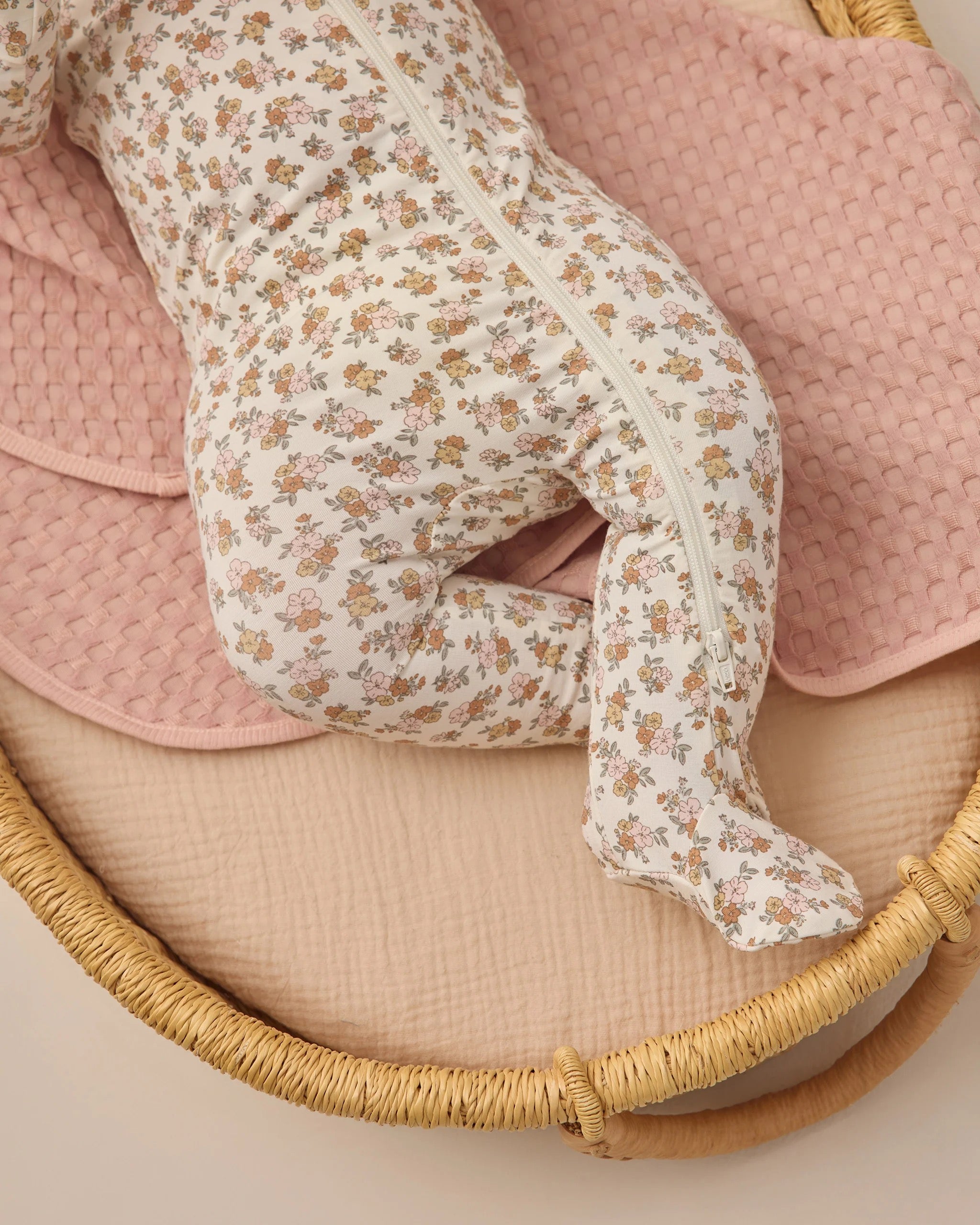 Quincy Mae Bamboo Zip Footie || Wildflower