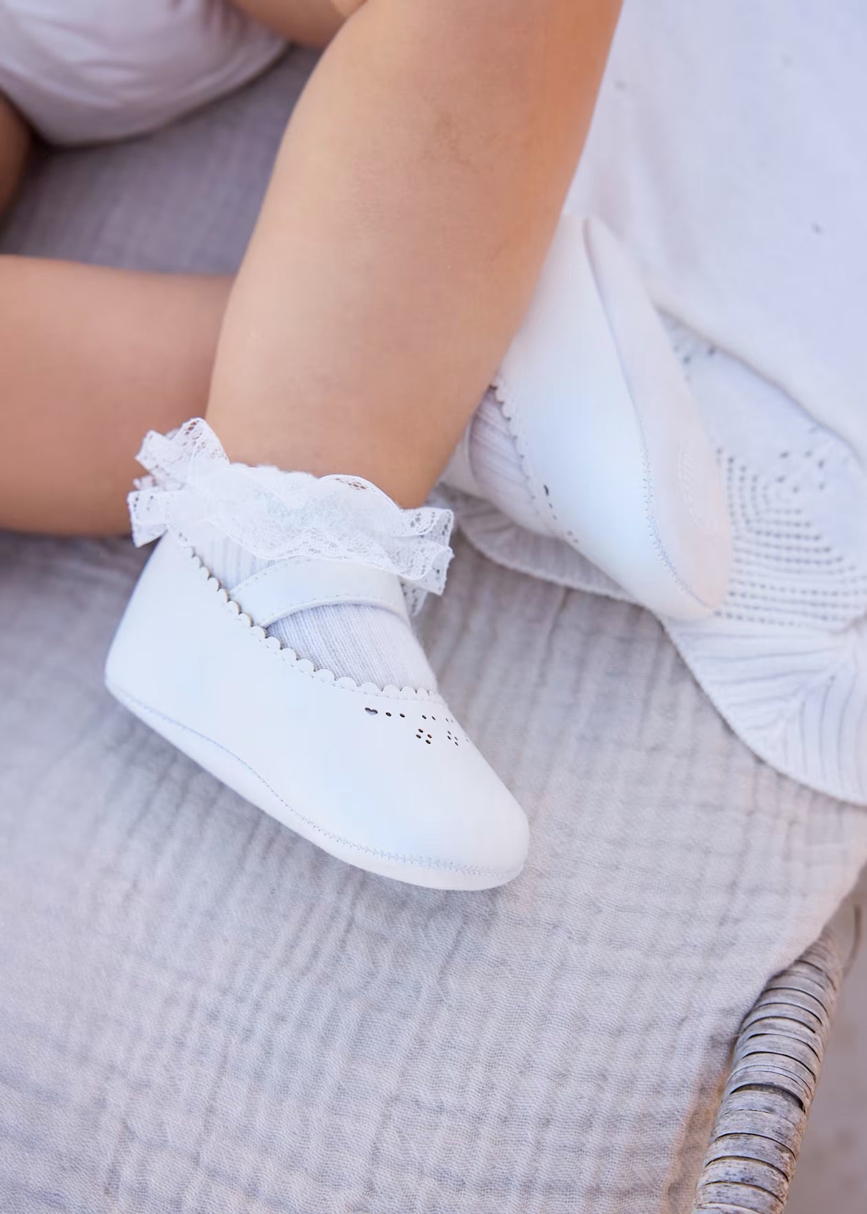 Mayoral Baby Girl Pre-Walker Shoe || White