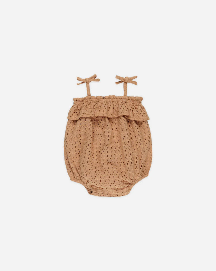 Rylee + Cru Ruffle Romper || Grapefruit