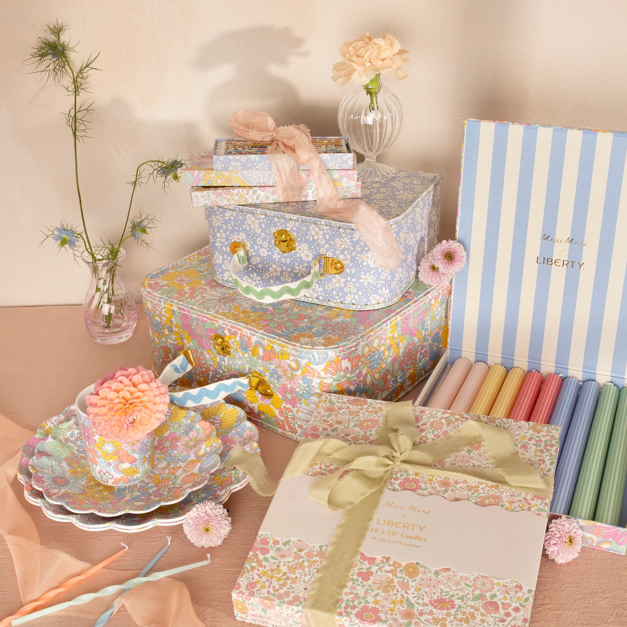 Meri Meri x Liberty Raindbow Garden Candle Gfit Box (x10)