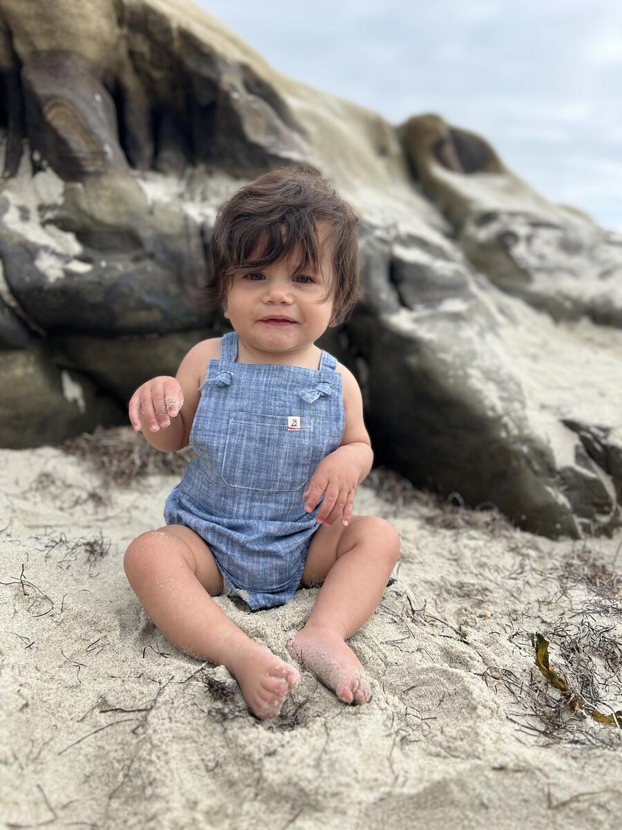 Heathered Bubble Romper in Navy