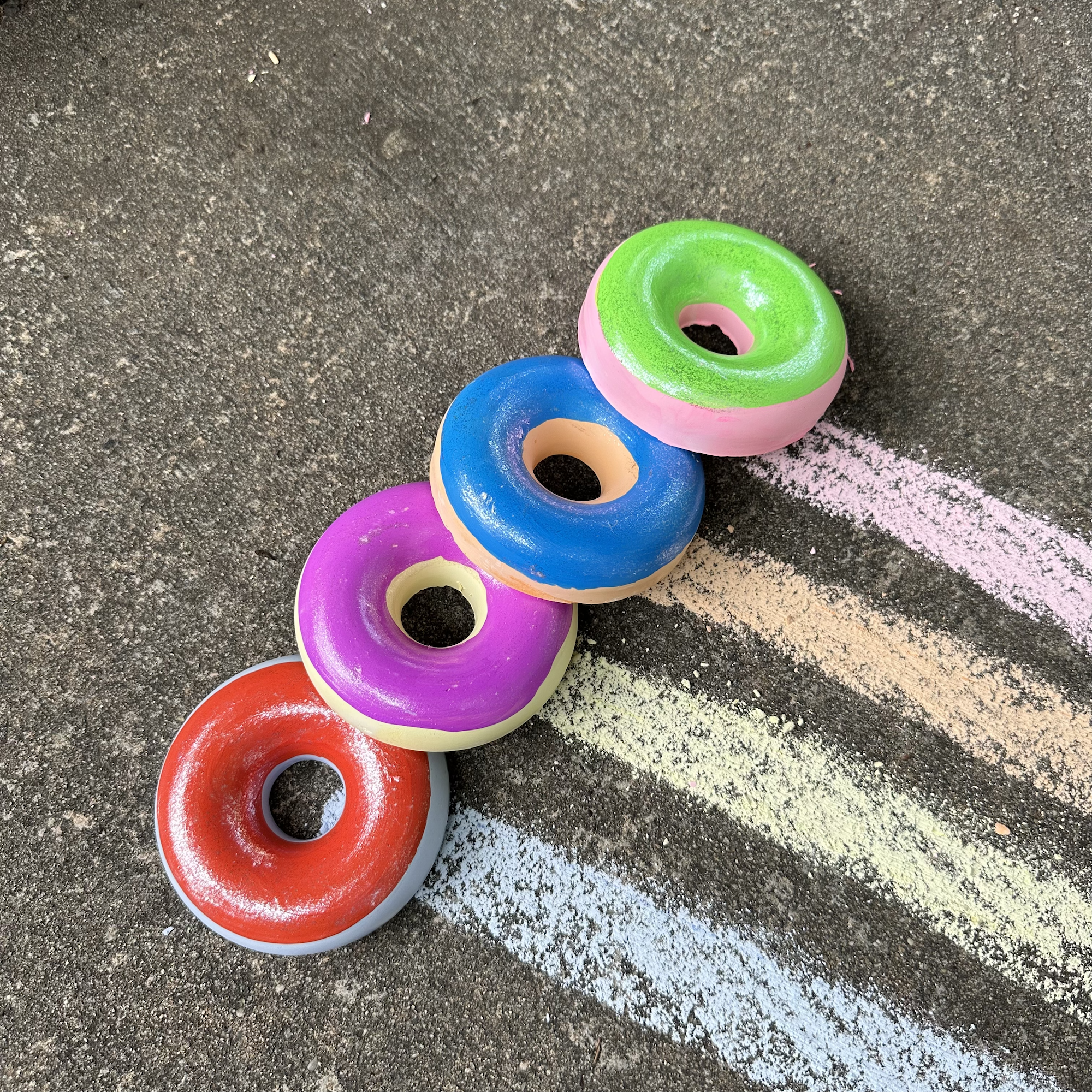 TWEE FOR LITTLE HANDS HANDMADE SIDEWALK CHALK DONUTS