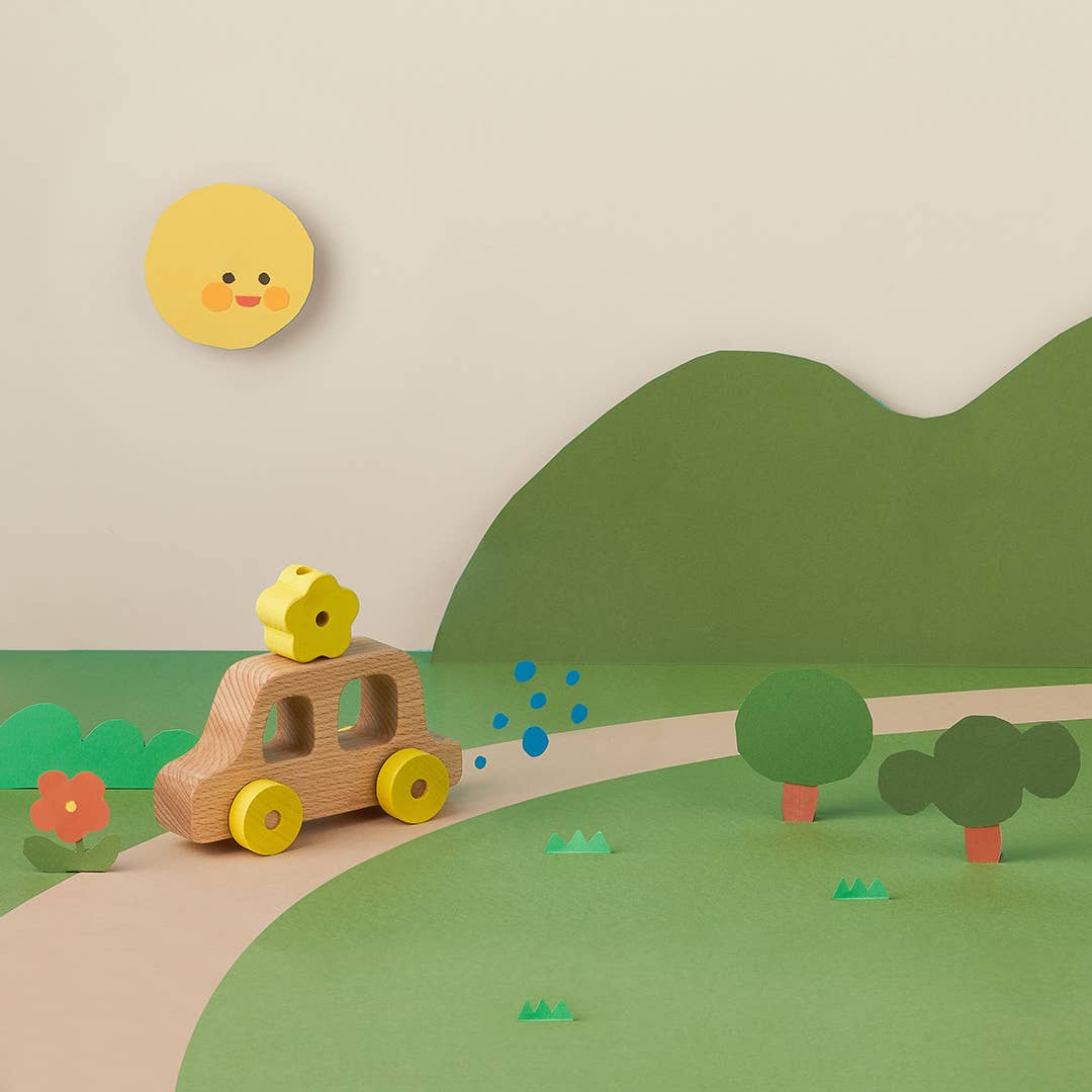 Oioiooi - My Little Car Toy & Book Set