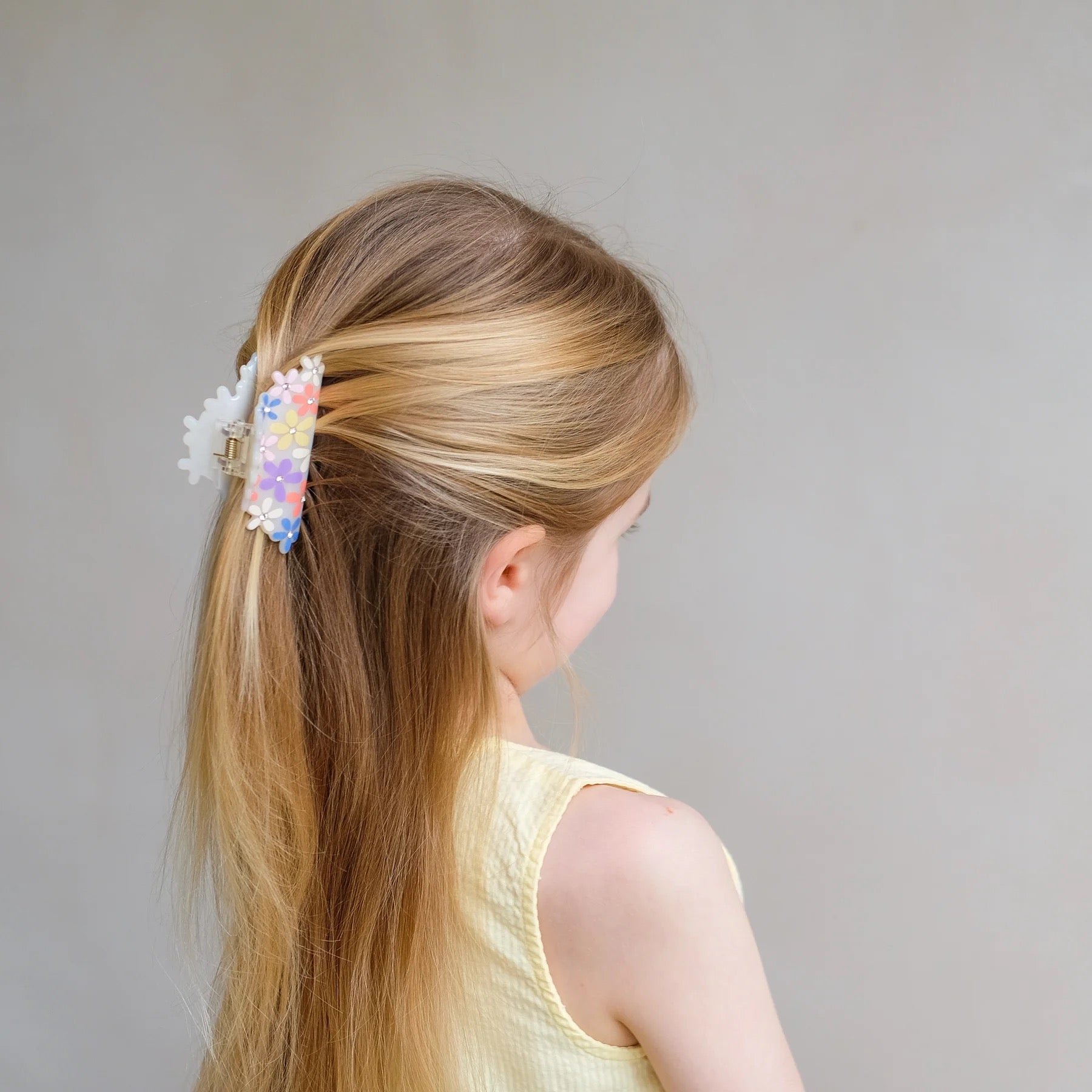 Flower Claw Hair Clip || Pastel
