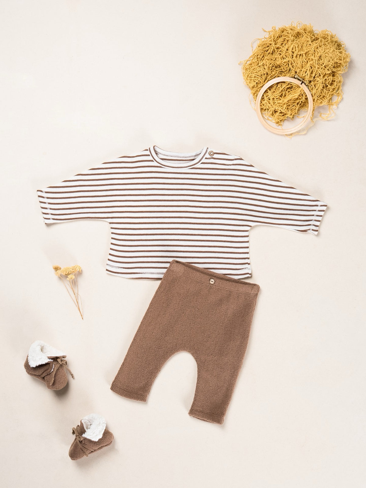 Play Up Baby Knit Shoes || Brown
