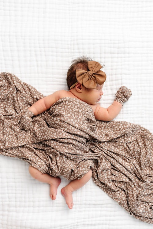 Lou Lou & Company Heirloom Bow || Walnut Corduroy