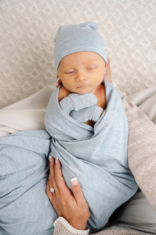 Lou Lou & Company Top Knot Hat || Crew