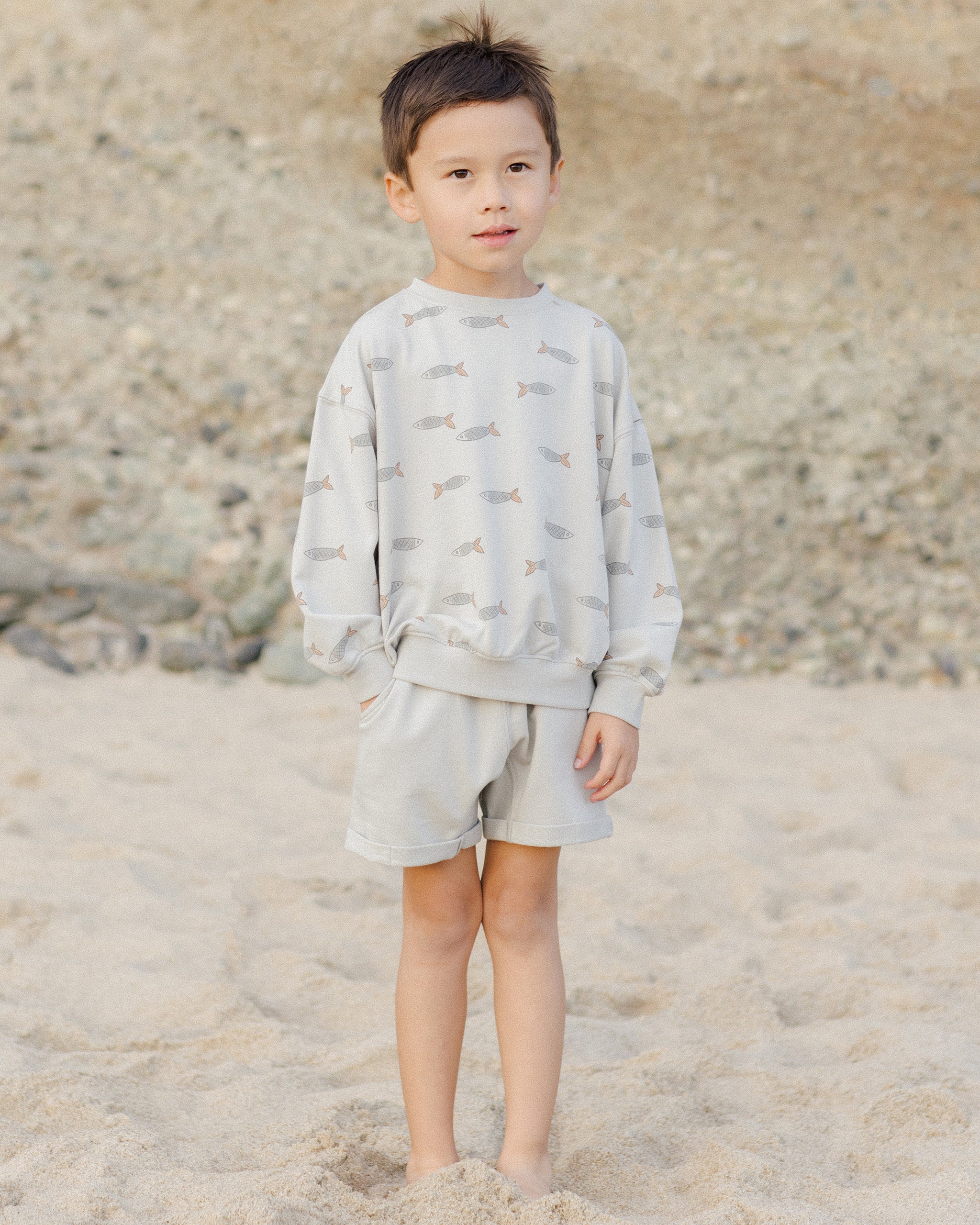 Rylee + Cru Sweatshirt and Relaxed Short Set || Sardines