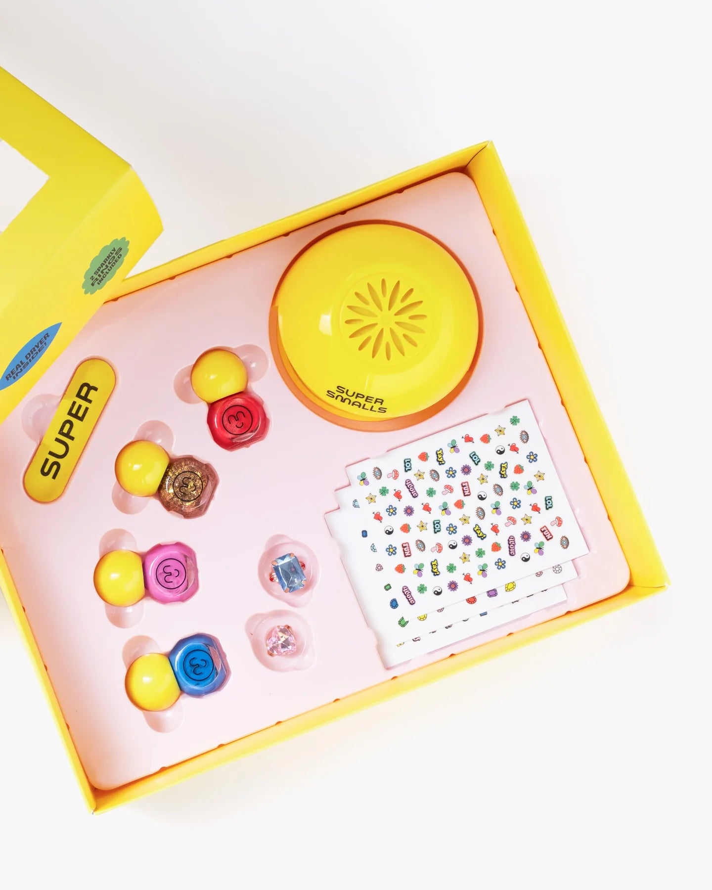 SELF CARE NAIL KIT