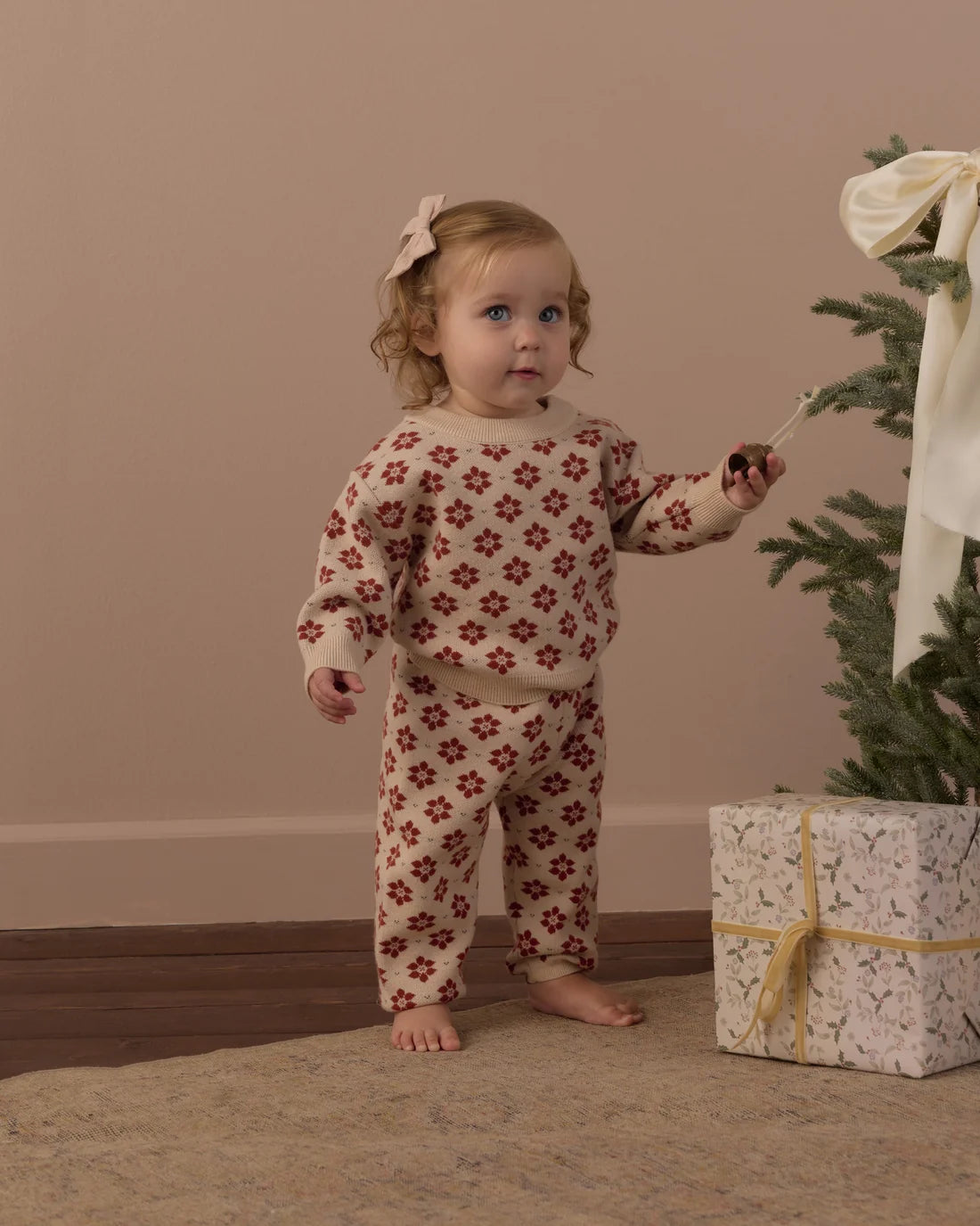Rylee + Cru Knit Sweater & Pant Set || Poinsetia