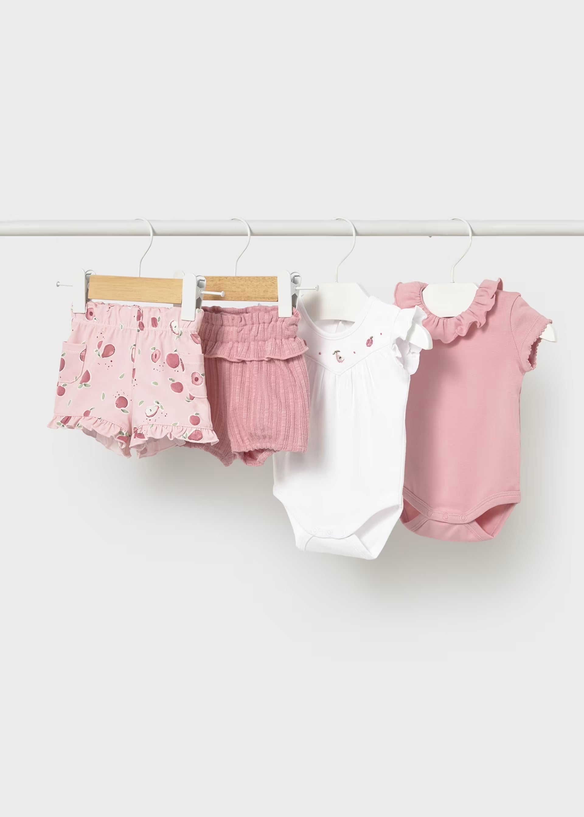 Newborn Girl 4 Piece Set