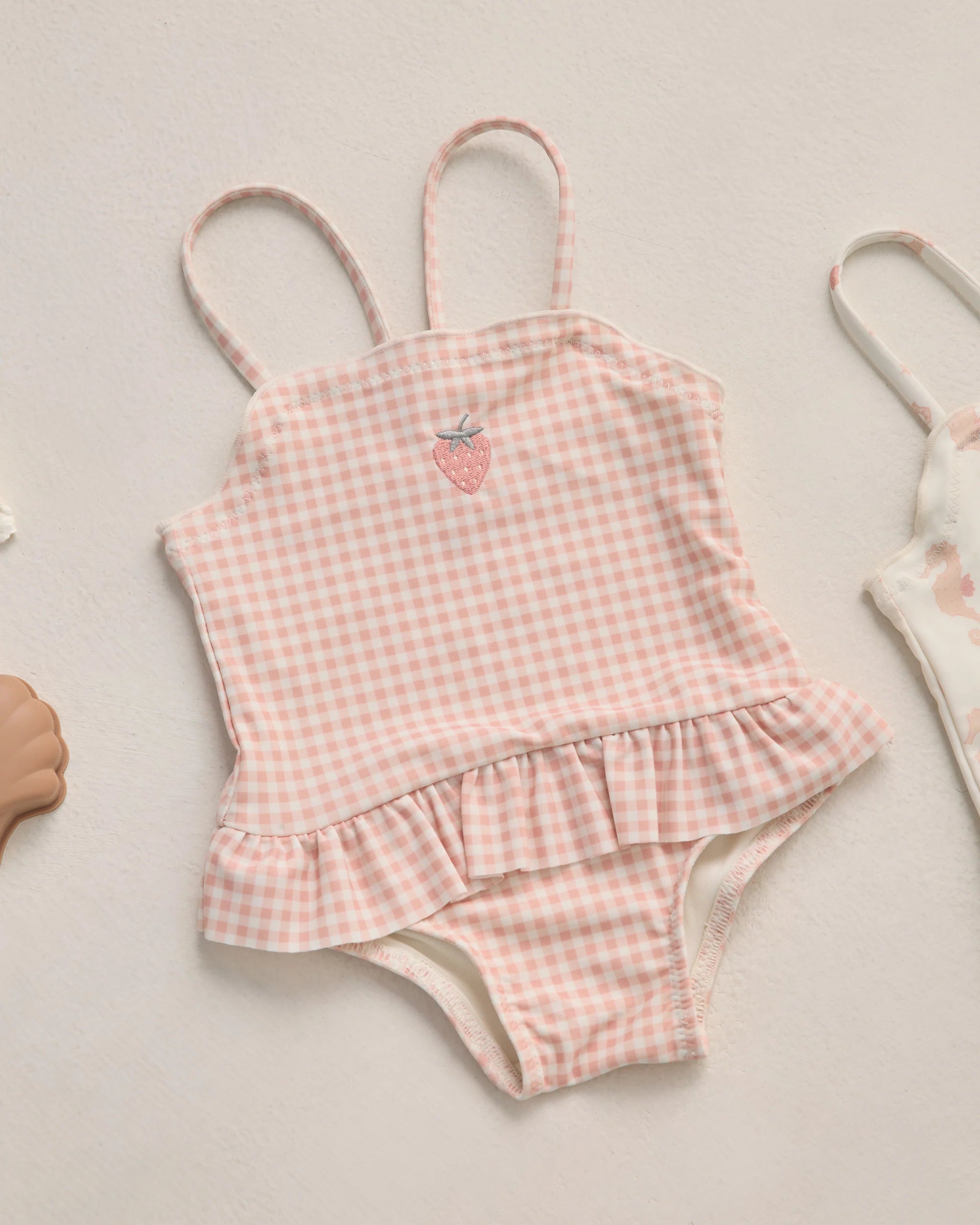 Lindsay Arnold x Rylee + Cru Tori Skirted Swimsuit || Petal Gingham