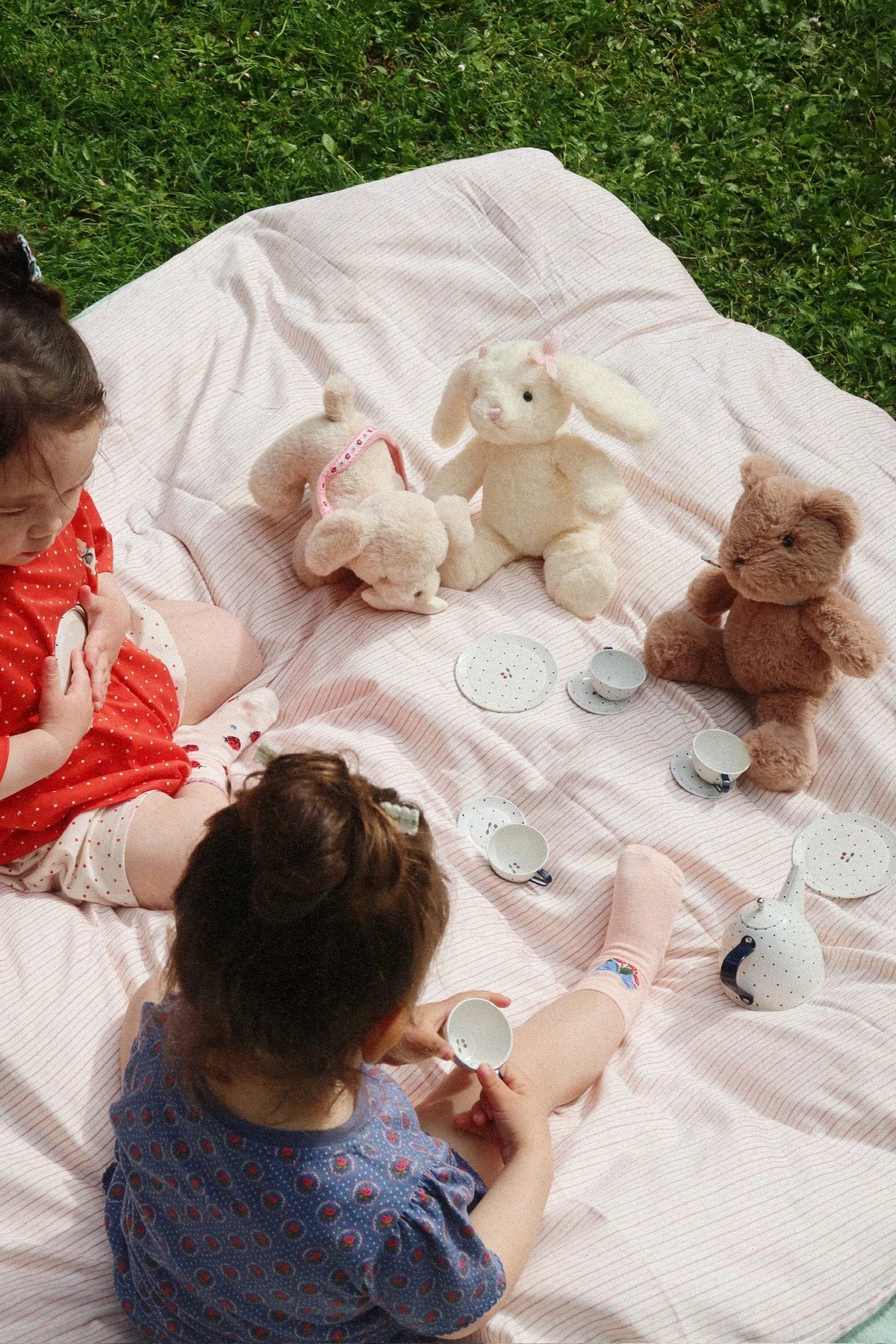 Konges Sløjd Tea Party || Blue Dot